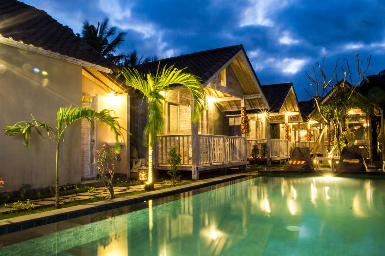 The Syron Huts Lembongan Hotel Luaran gambar