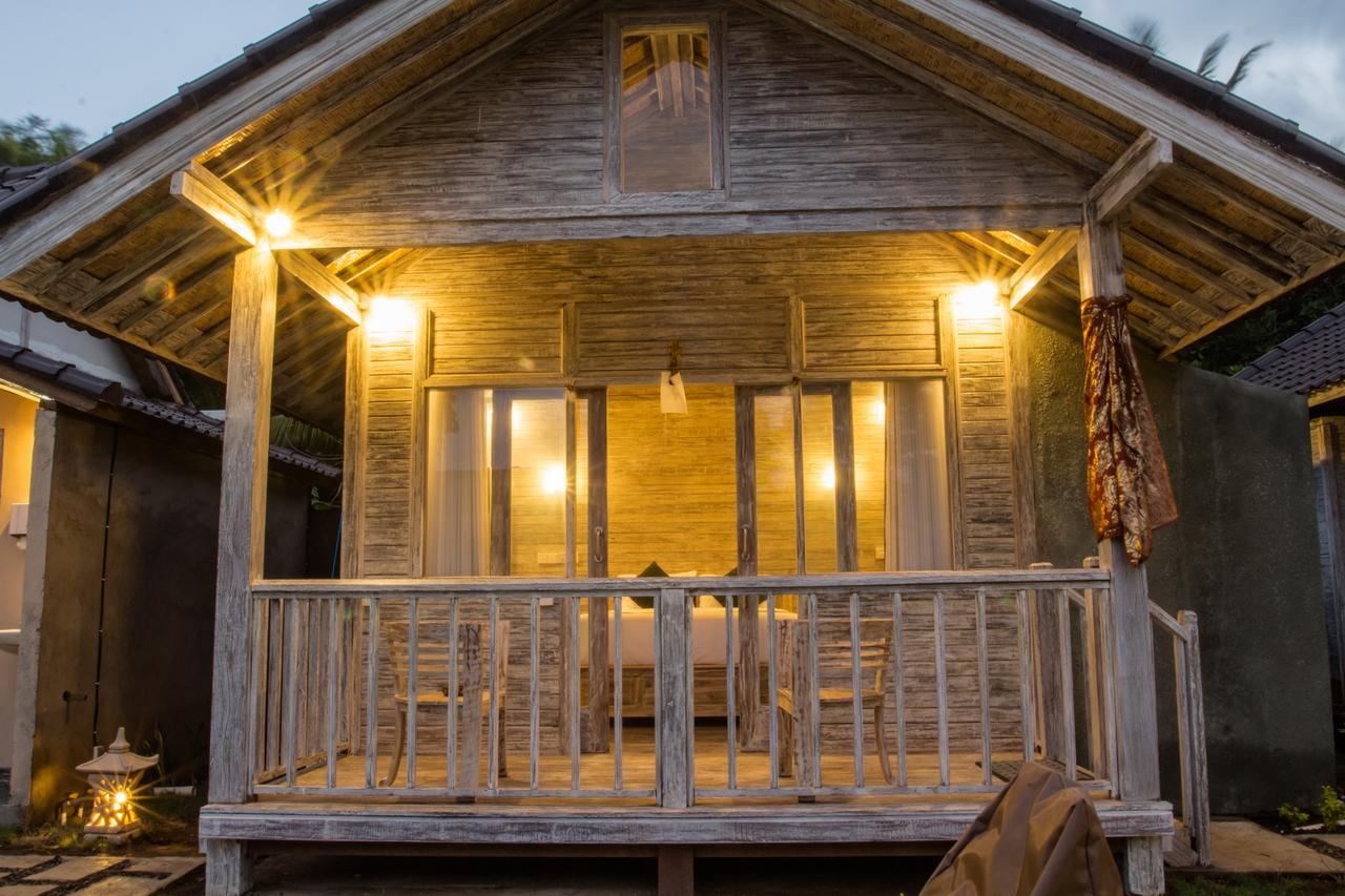 The Syron Huts Lembongan Hotel Luaran gambar