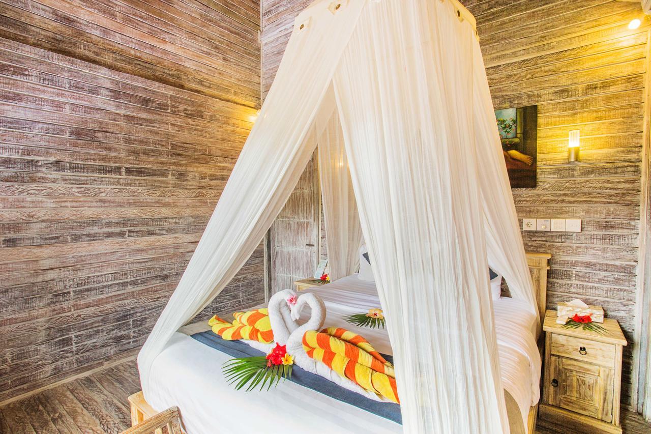 The Syron Huts Lembongan Hotel Luaran gambar