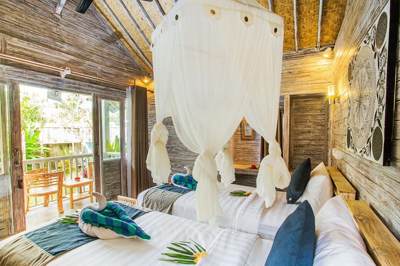 The Syron Huts Lembongan Hotel Luaran gambar