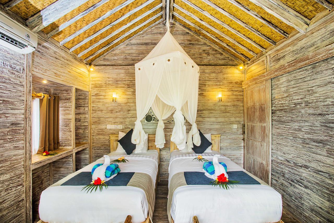 The Syron Huts Lembongan Hotel Luaran gambar
