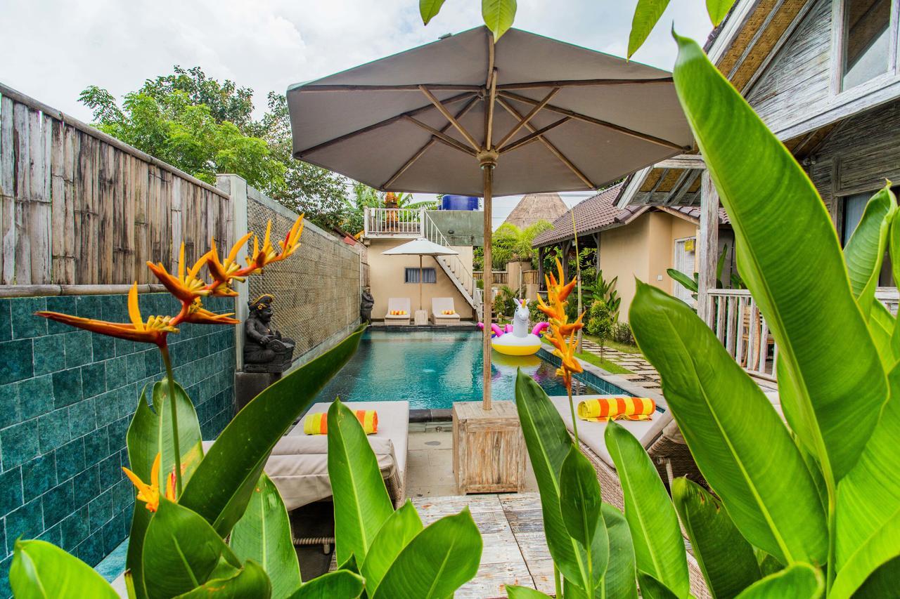 The Syron Huts Lembongan Hotel Luaran gambar