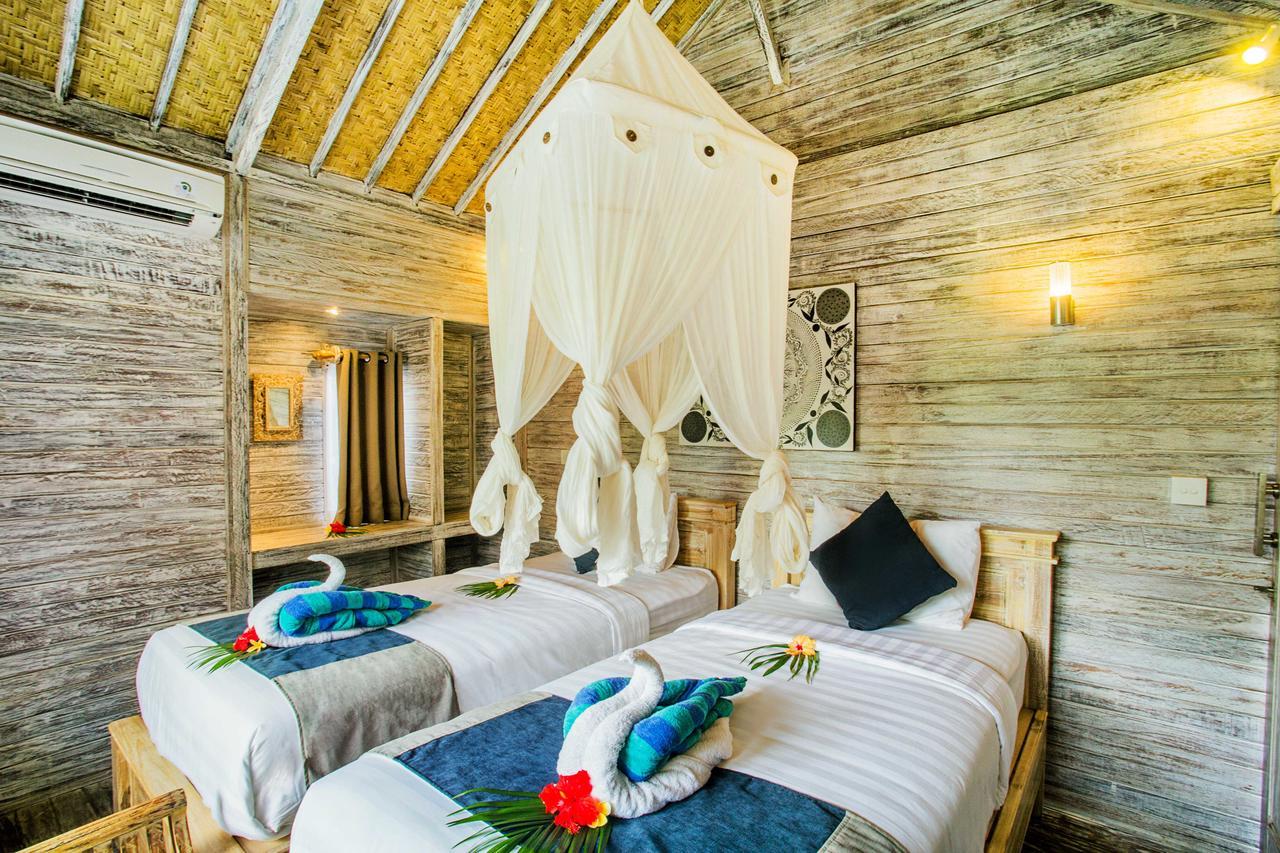 The Syron Huts Lembongan Hotel Luaran gambar